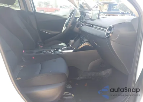 2016 Scion Ia из США, поврежденный, VIN 3MYDLBZV3GY113638